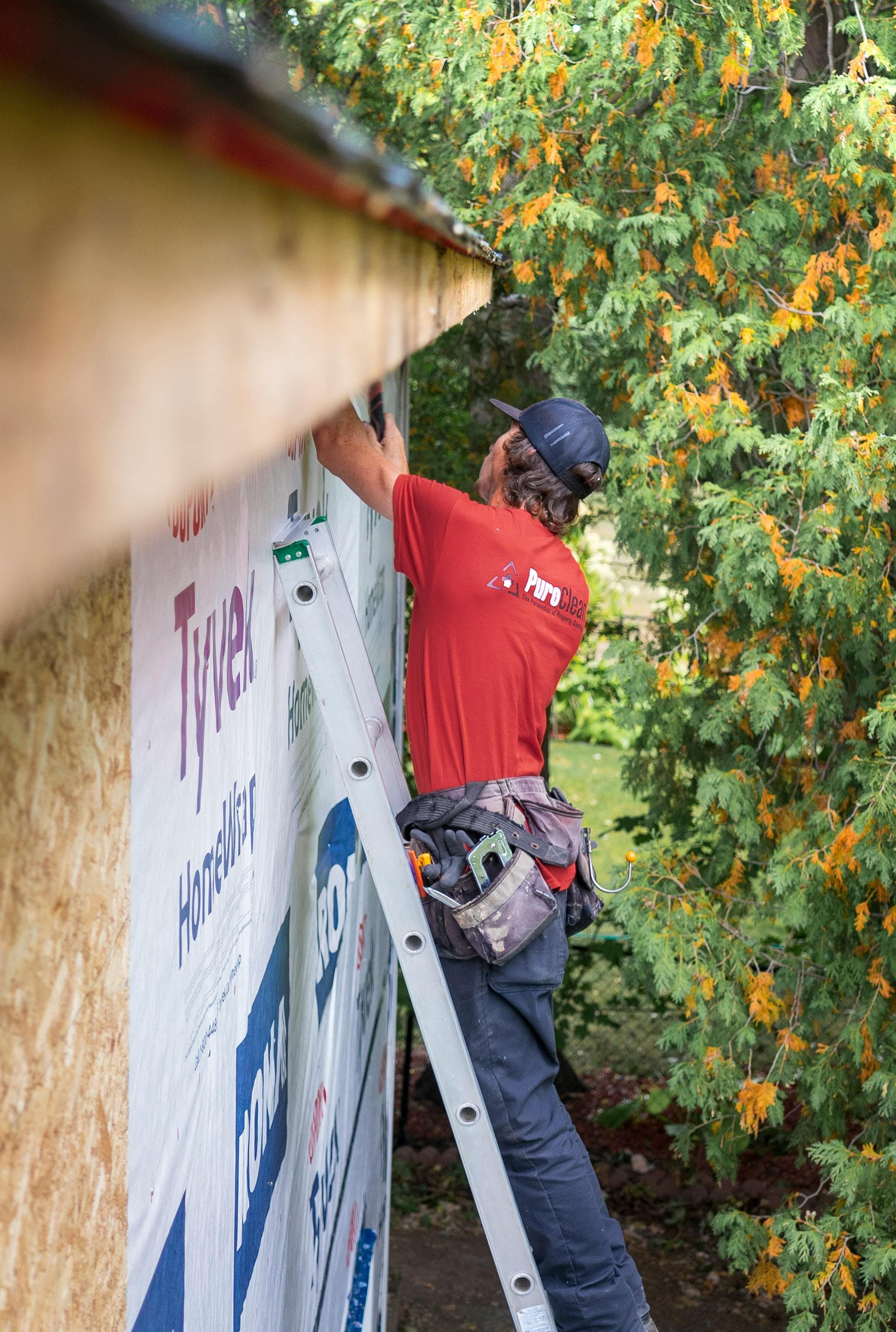 A RENI contractor at work on a Houston home renovation